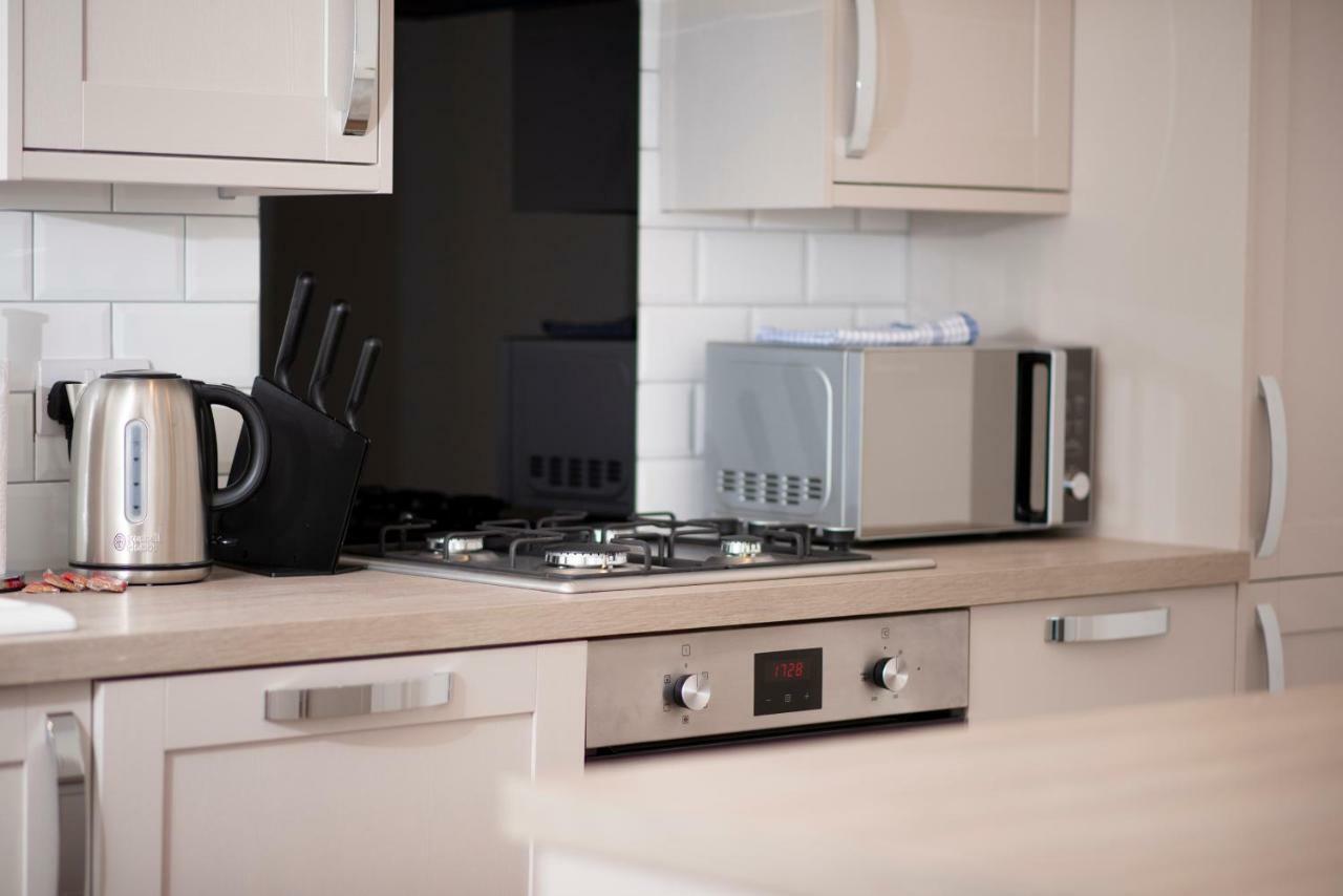 Flat A - Spacious Ground Floor, 1 Bedroom Apartment In Central Southsea, พอร์ตสมัธ ภายนอก รูปภาพ