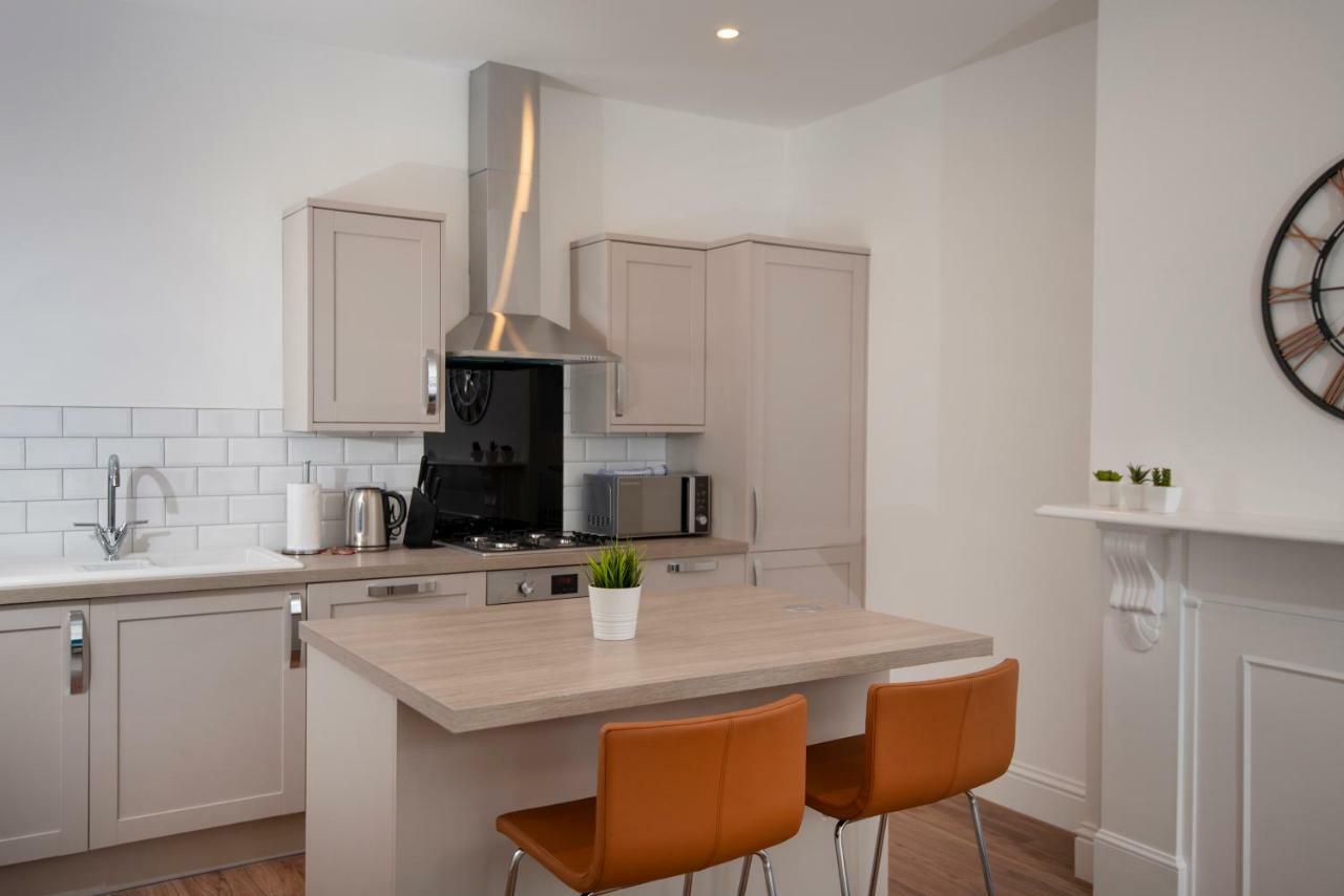Flat A - Spacious Ground Floor, 1 Bedroom Apartment In Central Southsea, พอร์ตสมัธ ภายนอก รูปภาพ